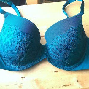 Lightly Padded, Lace Green, The Icon Bra from Arden 34C